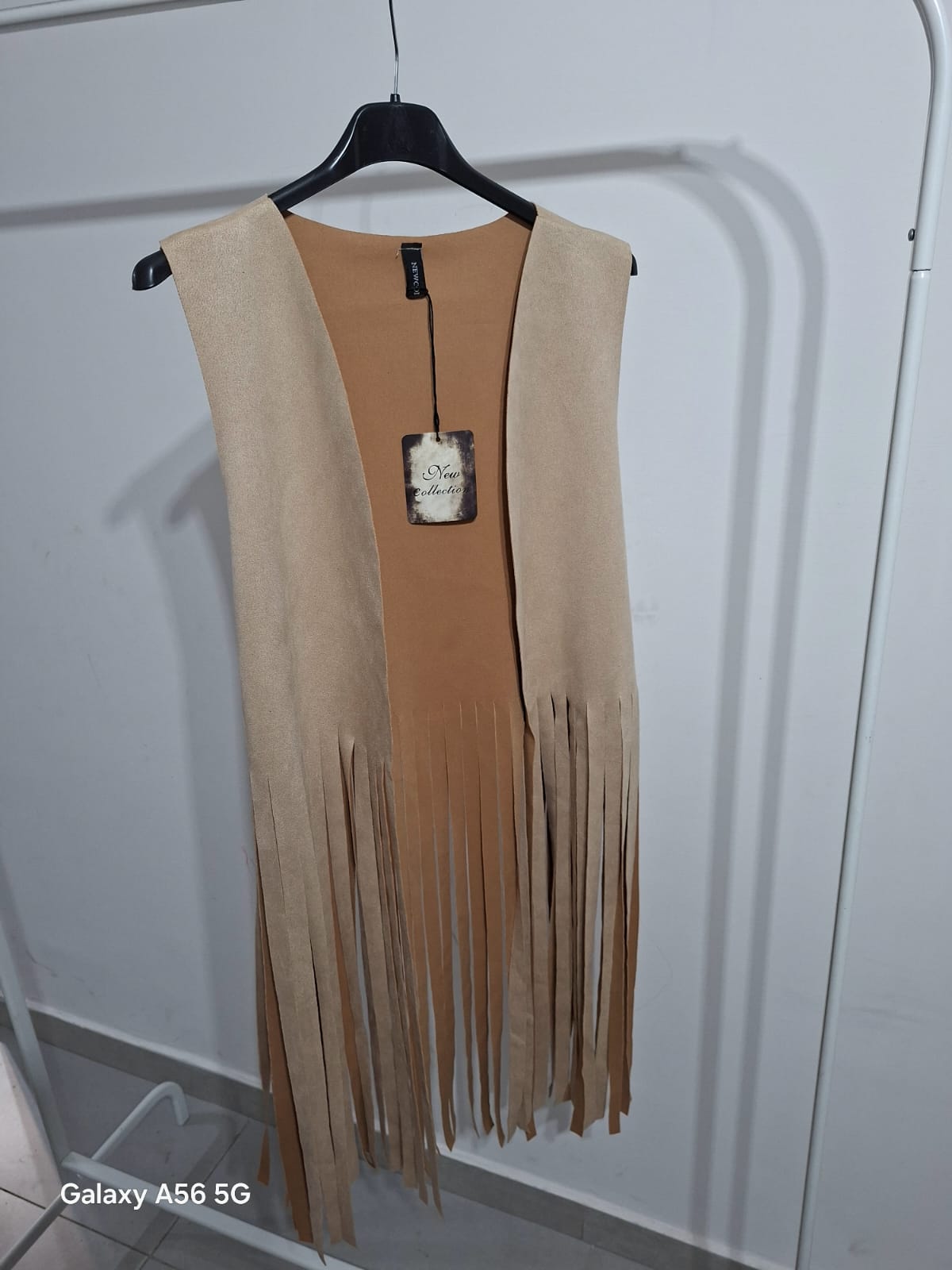 Gilet con frange in camoscio