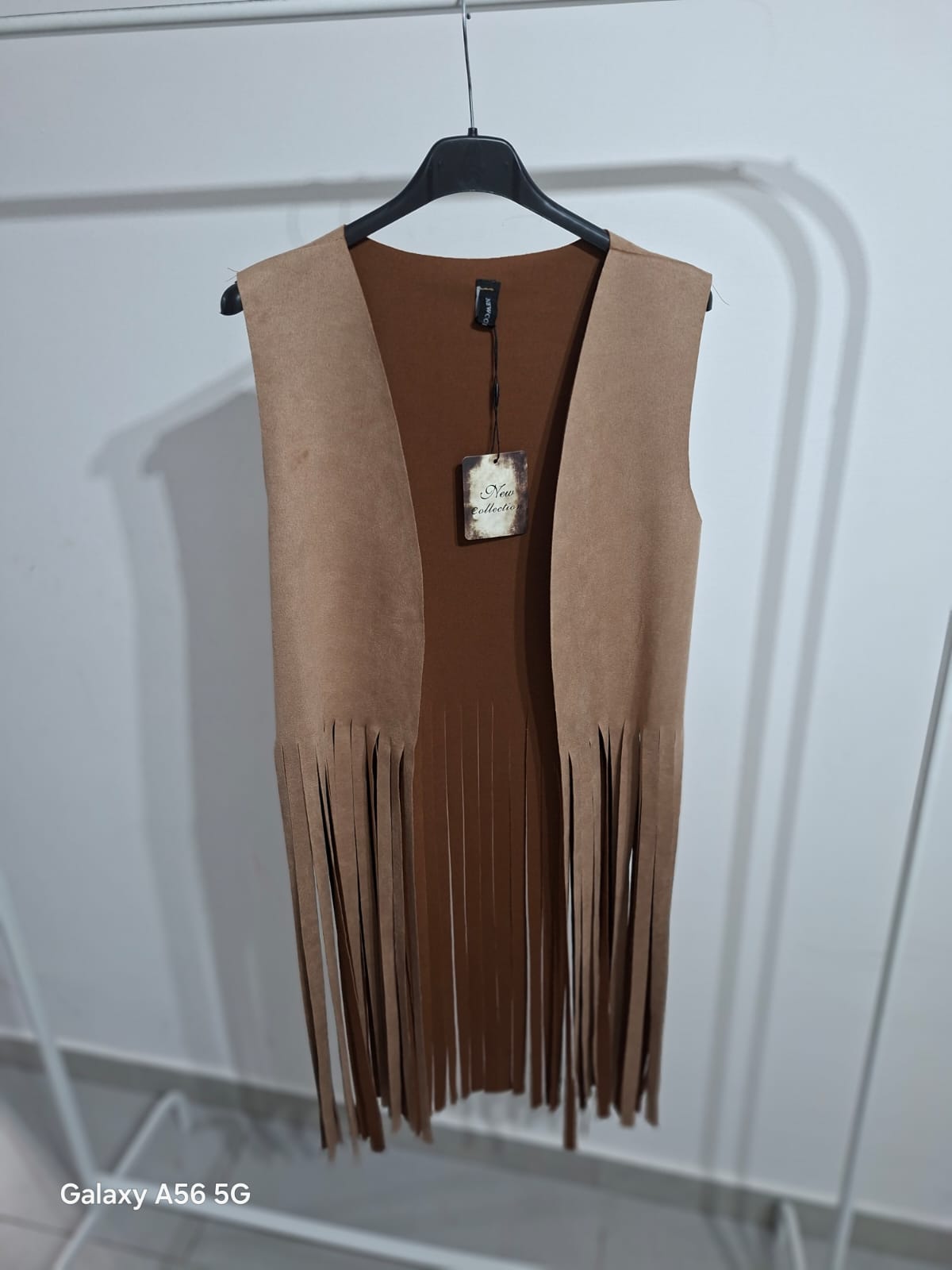 Gilet con frange in camoscio